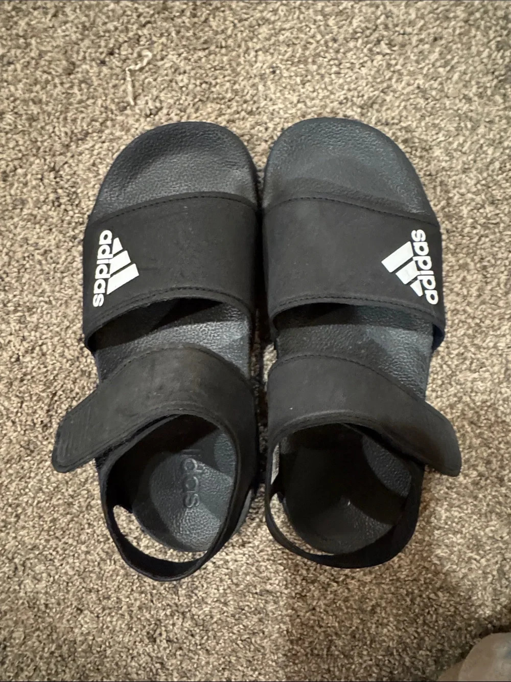 Adidas Black Kids Dual-Strap Slide Sandals with Logo - NWOT - kids size 1